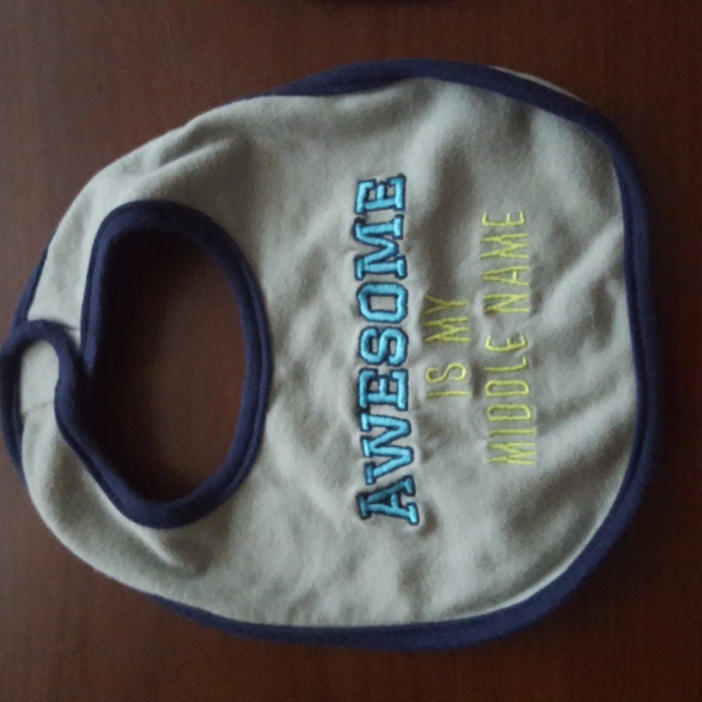 Bib set - Picture 2 of 4
